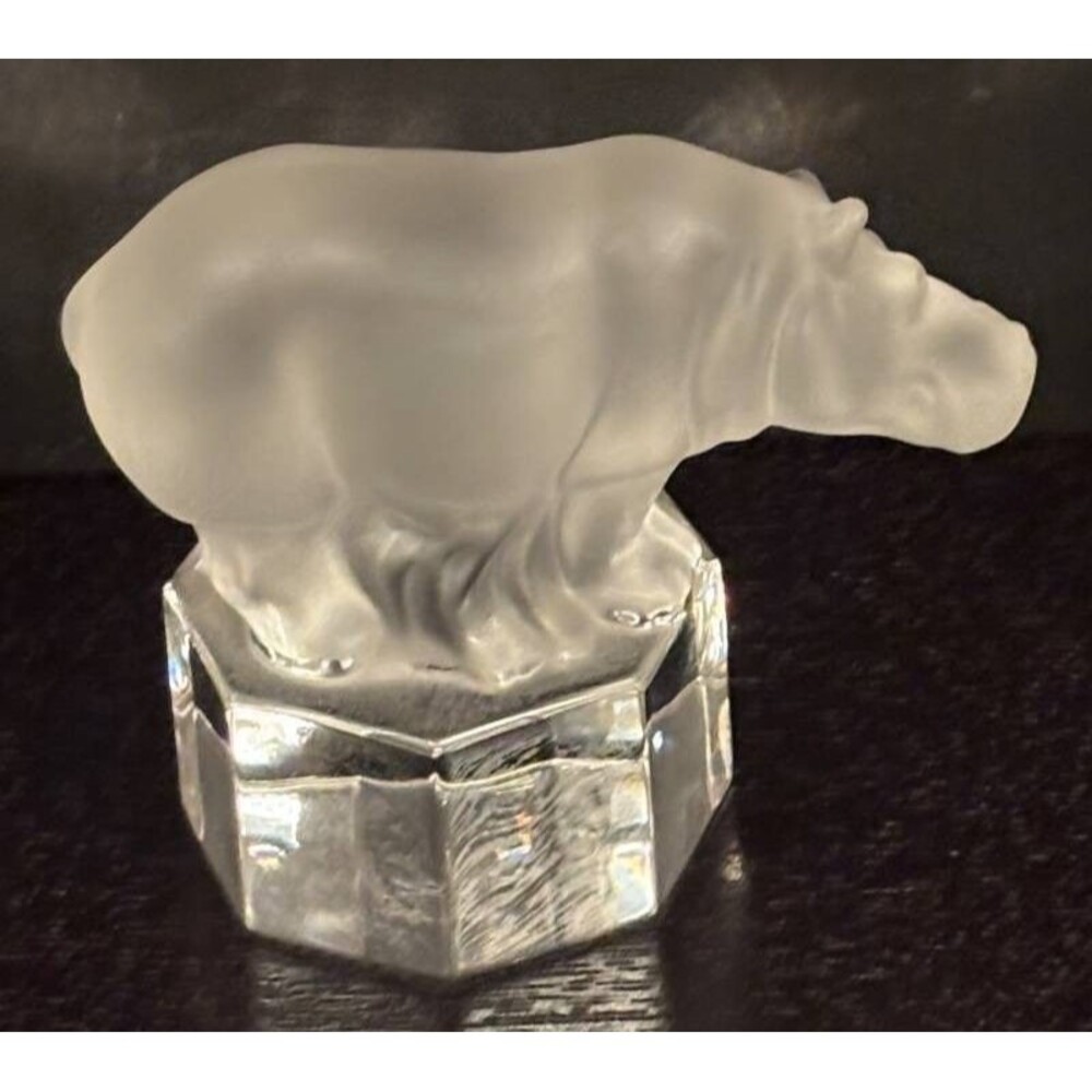 Vintage Nachtmann German Frosted Crystal Hippo Figurine Paperweight.